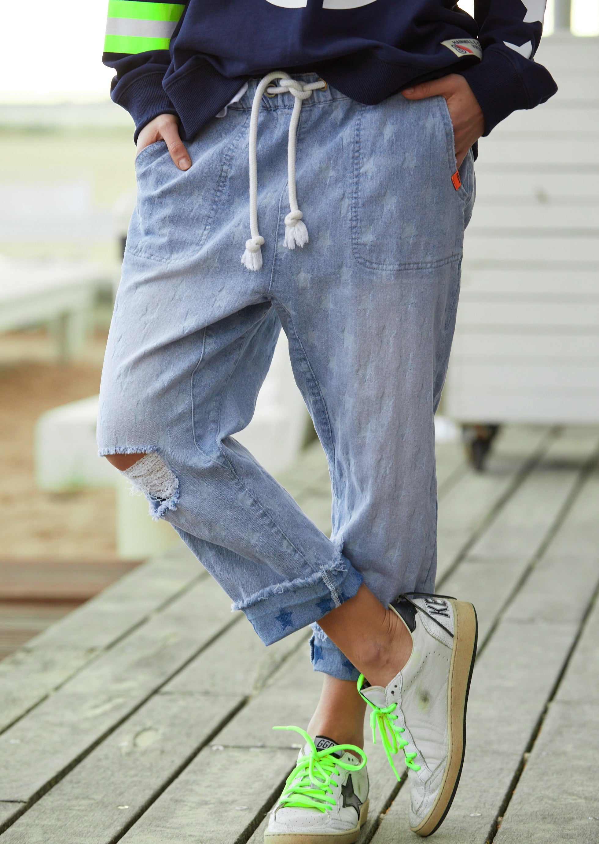 NEW Hammill & Co FADED STAR CROP JEAN CAT HAMMILL