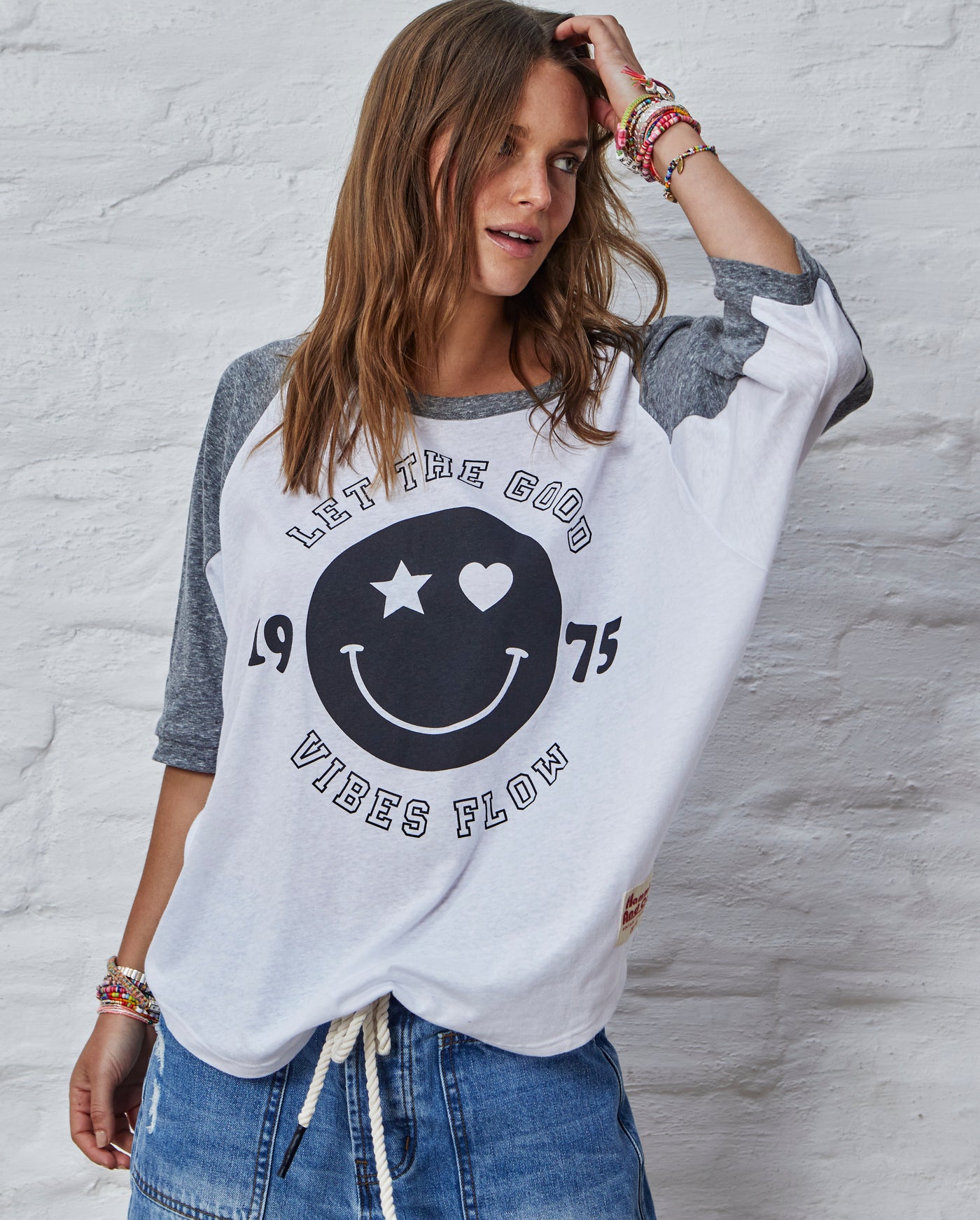 SMILY BATWING TOP - WHITE