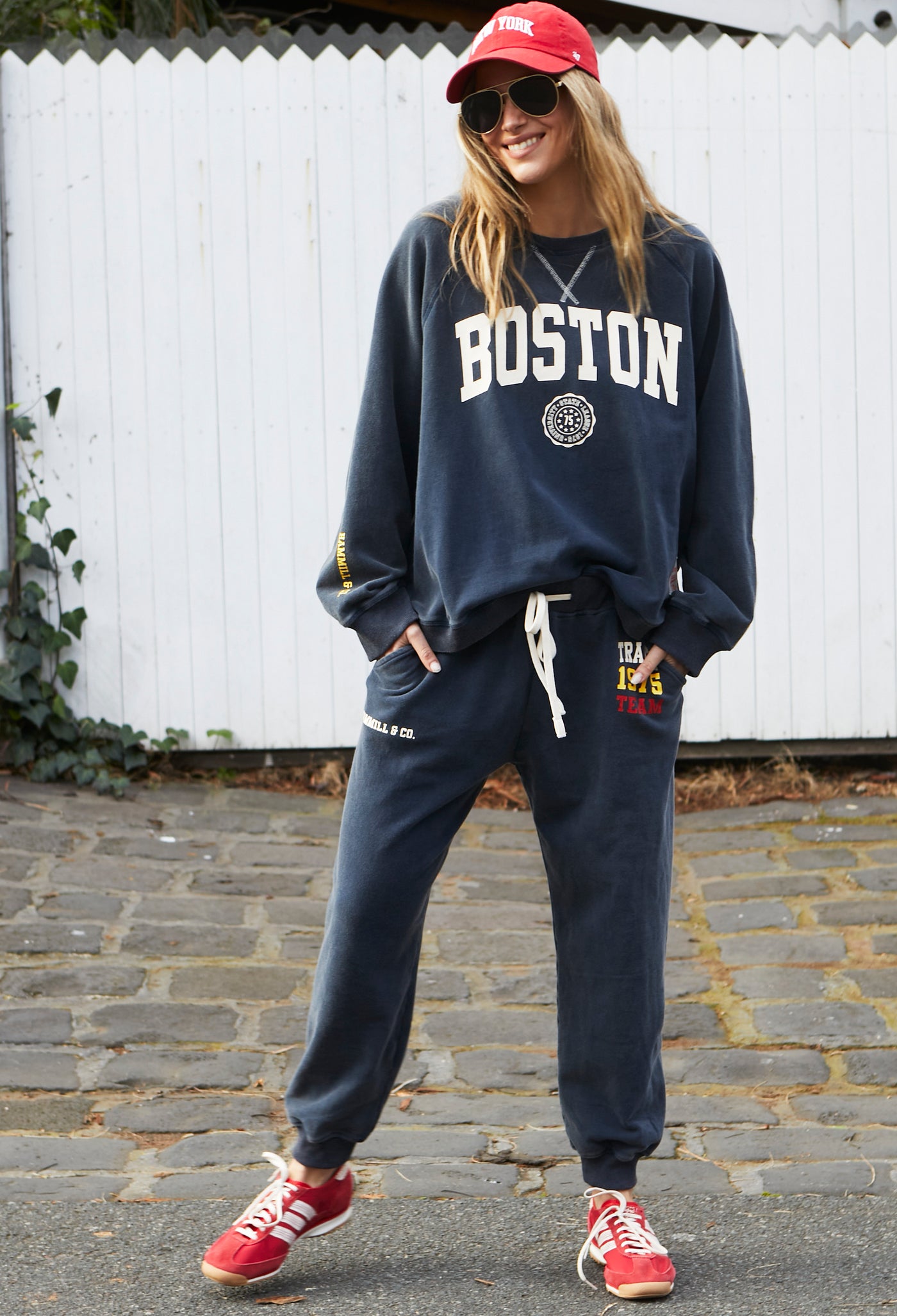 TRACK & FIELD VINTAGE BOSTON SWEAT - STONE WASHED NAVY