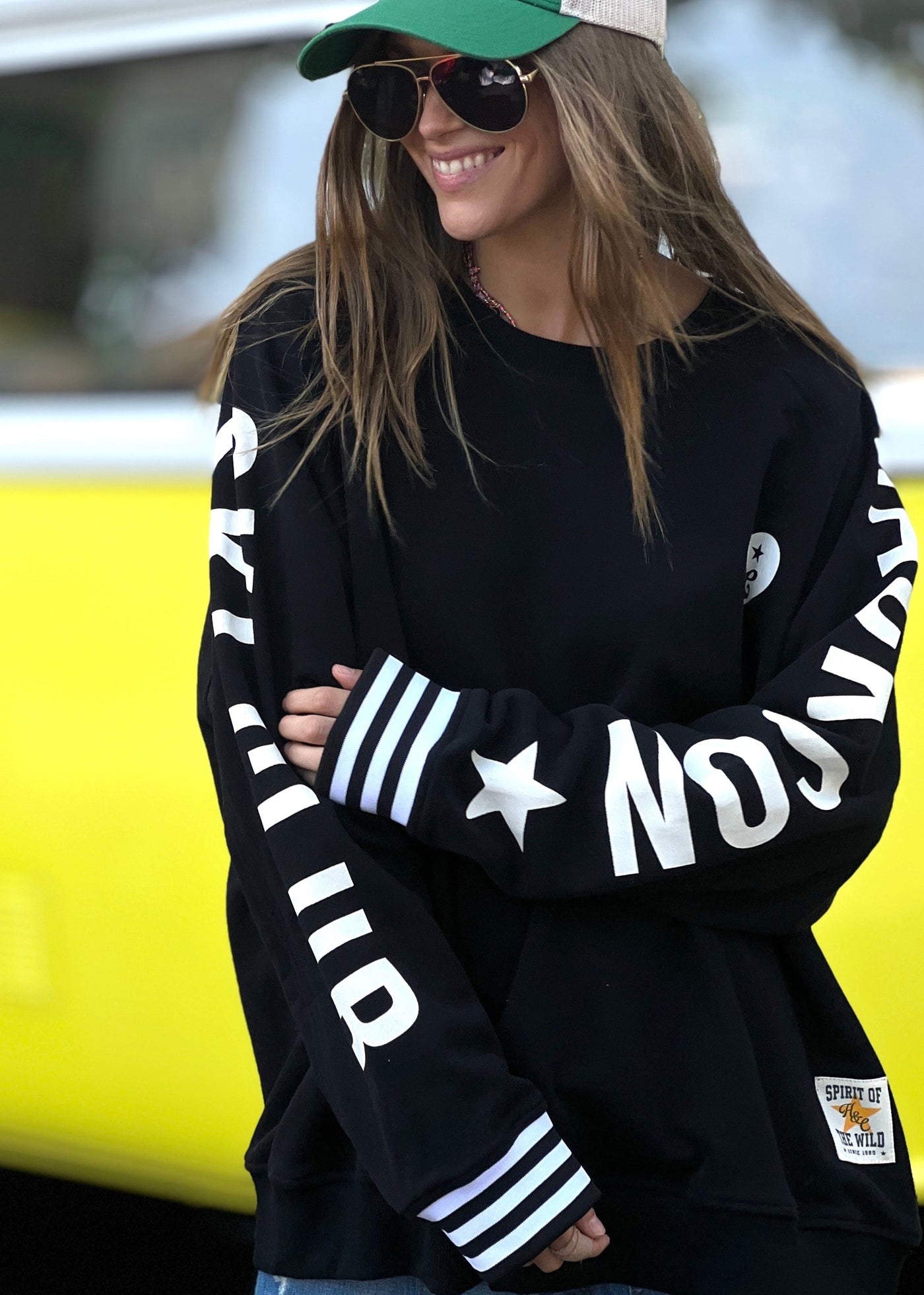 SKI OVERSIZED  STRIPE CUFF SWEAT - BLACK