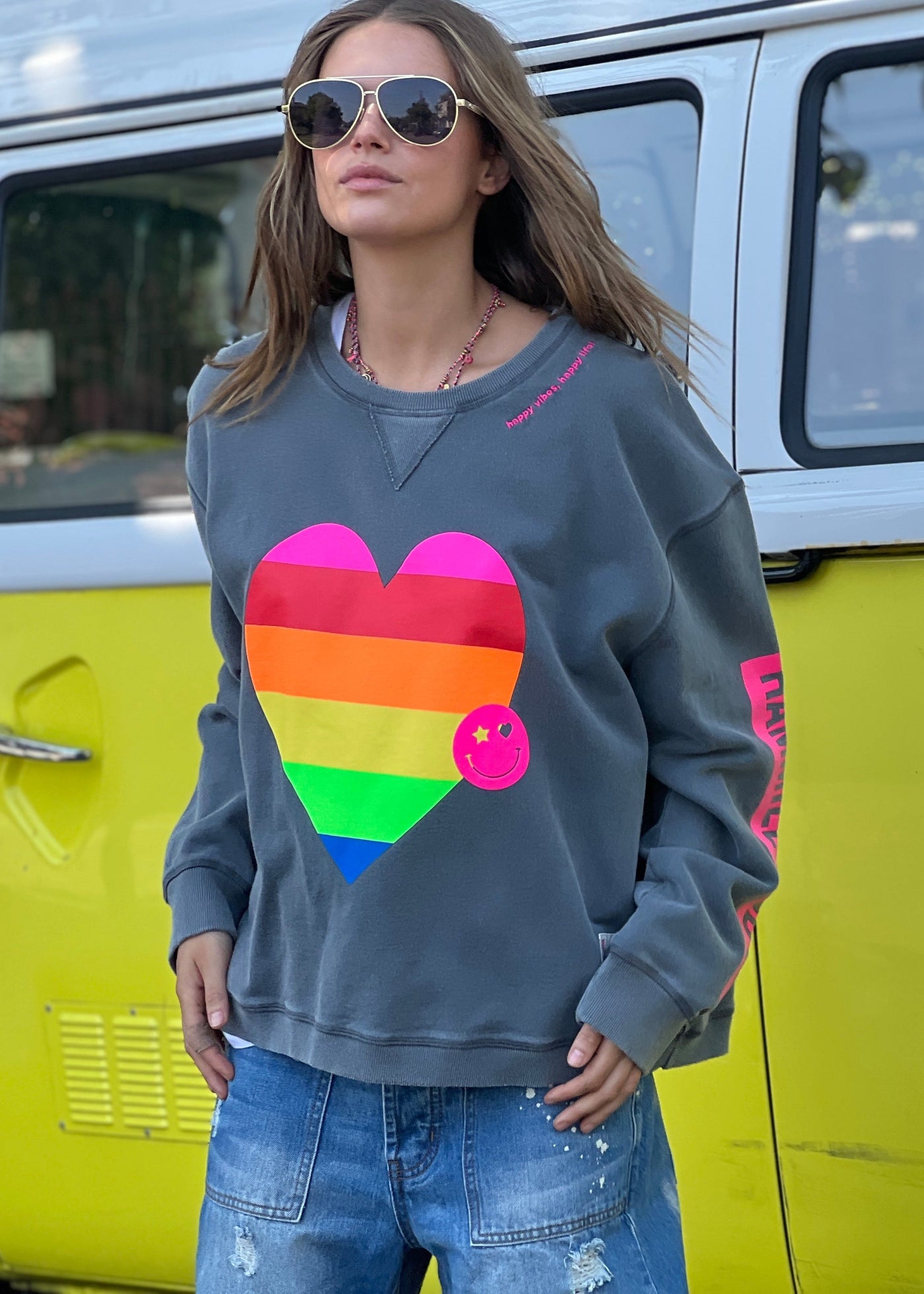 VINTAGE HEART SWEAT - CHARCOAL