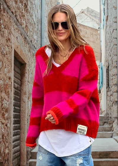 BOHO SLOUCHY V NECK KNIT - PINK/RED