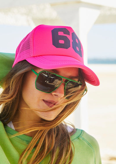 RETRO TRUCKER HOT PINK 68 CAP
