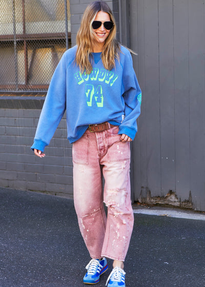 NEW HOWDY SWEAT - WASHED BLUE