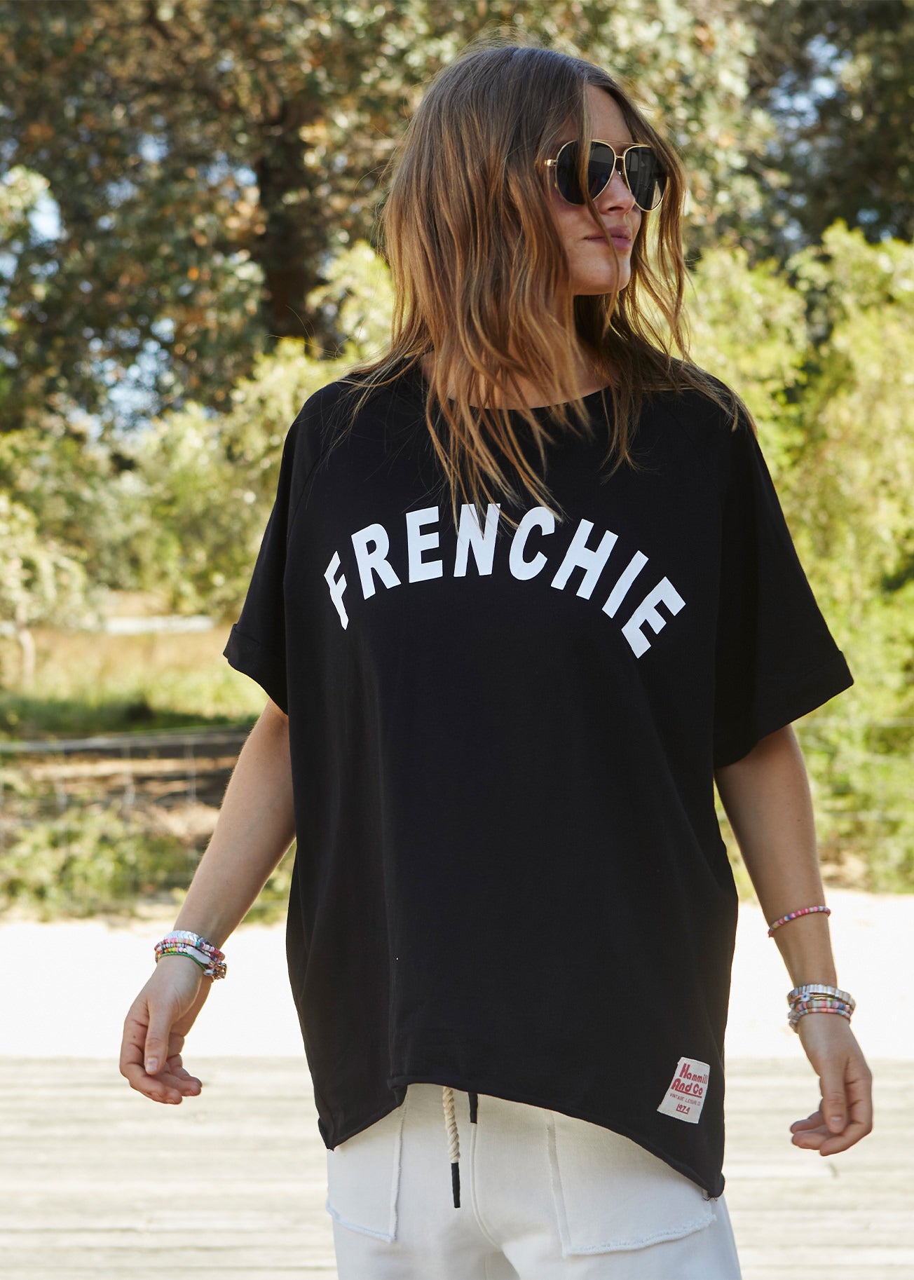 Hammill & Co Relaxed tee is slouchy and oversized with drop raglan sleeves and raw cut hem! Flattering round crew neck and cuffed sleeves with Frenchie print on the front.