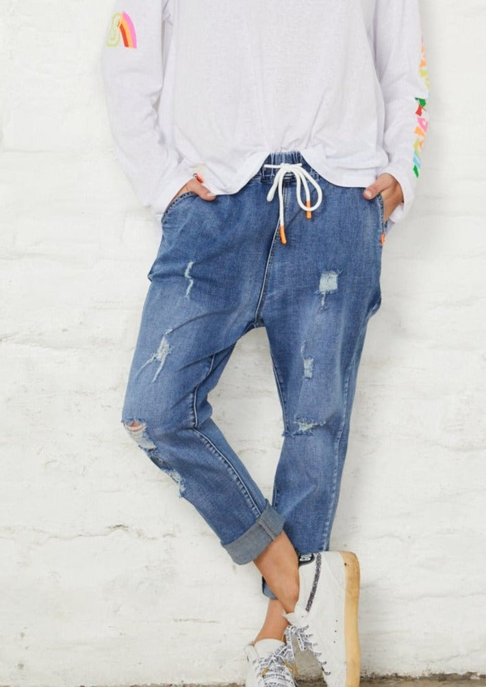 Hammill & Co DENIM DISTRESSED JEAN Cat Hammill