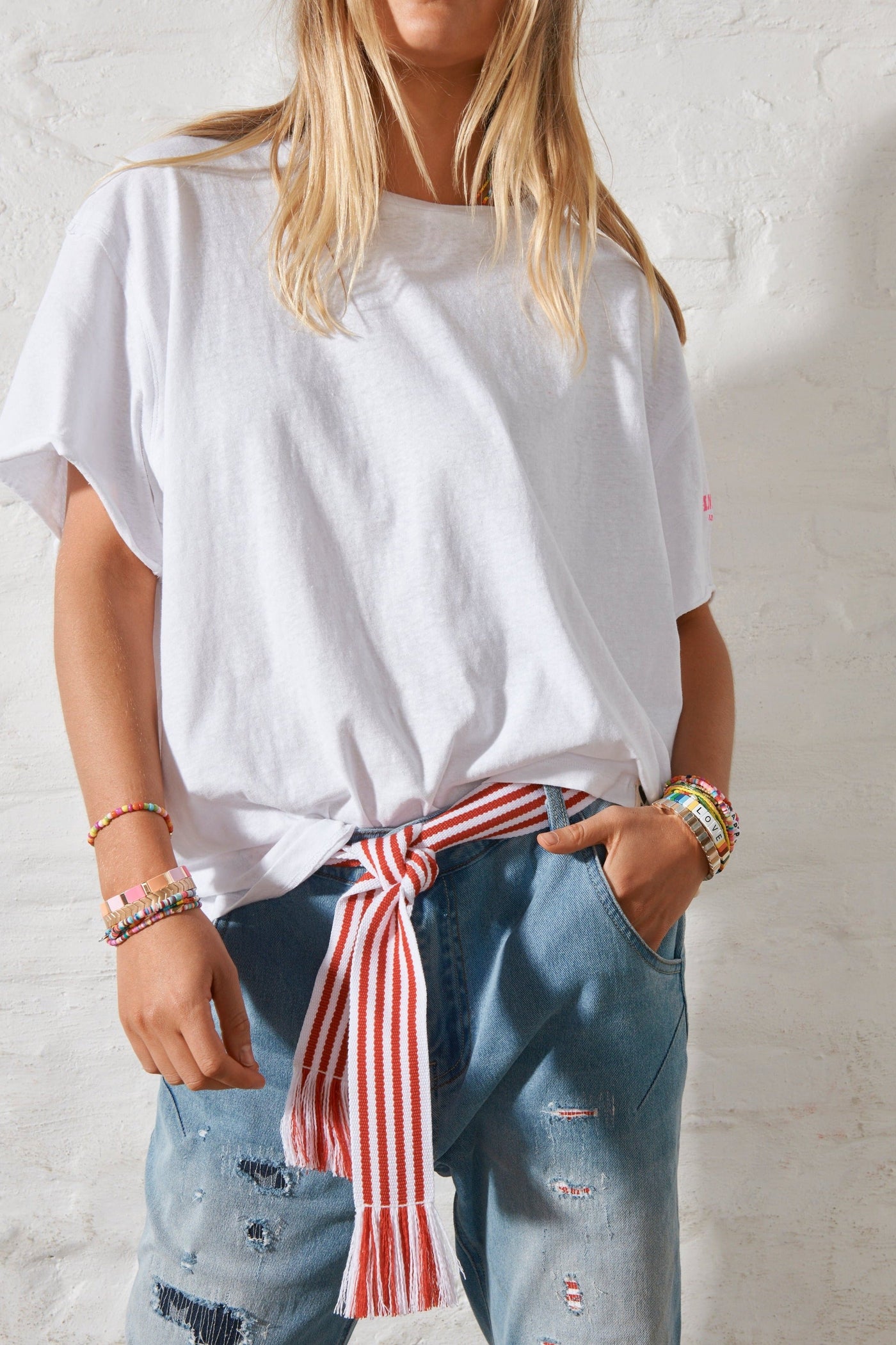 RED/WHITE TASSEL BELT