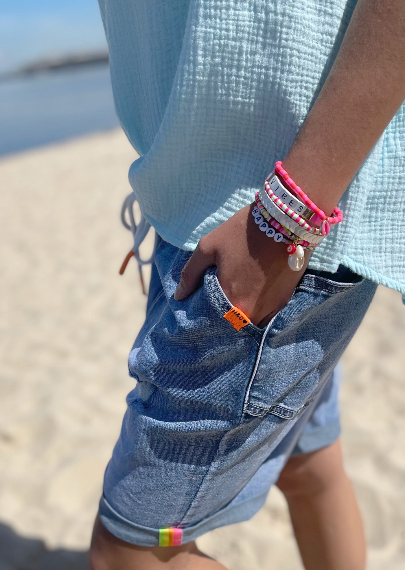 VIBES BRACELET STACK